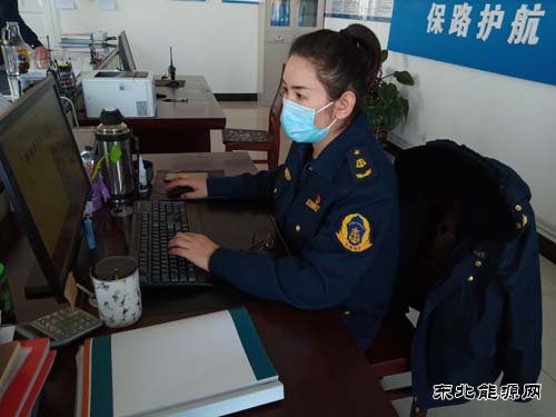 恰库尔图超限检测站：情在路上路在心中“疫情不除 亿兆体育不退”