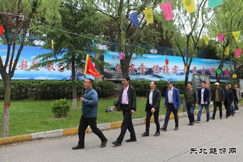 铜川矿业公司下石节矿：安全之声满矿山