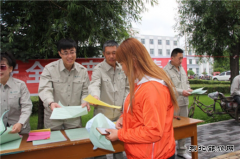 兴凯湖电业局：安兴供电电力安全宣传“赶大集”