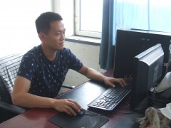 龙煤向阳矿青年技术科长 温涛煤海献青春