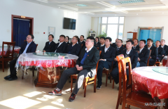 兴凯湖电业局：组织全局干部职工集中收听收看党的十九大盛况