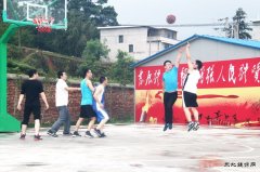 江西：兴泉铁路兴宁4标项目部举办庆“五一”趣味活动