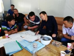中铁21局四公司：副总经理、总工程师吕俊团检查兴泉铁路隧道现场