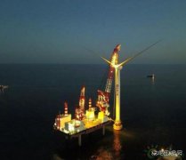 国内首台低温型、大直径直驱海上风电机组在大连庄河项目顺利吊装