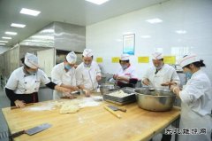潞安集团焦化公司：“三注重”打造民生改善“升级版”