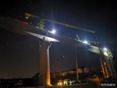 中铁二十一局：兴泉铁路石城段最复杂桥梁琴江特大桥主跨安全合拢