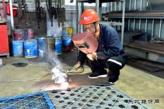 潞安集团李村煤矿：制作三级过滤水篦 筑牢井下排水“防御工事”