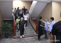 技工学/02/anquanpeixun/2021/0421/：“青年护学”保平安 亿兆体育时刻在行动