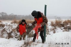 兴凯湖电业公司：迎风冒雪开展特巡保供电