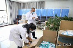 潞宁煤业：硬核福利！免费为职工发放口罩防疫物资储备充足