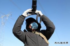 吴长富：37年徒步万里,初心不改守光明