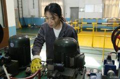 建新女工：桥山腹地攻坚克难 文艺汇演尽展风采