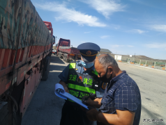 阿勒泰执法支队富蕴执法大队：加强执法联动，护航平安公路