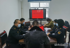 福海执法大队：开展民主评议党员工作