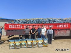 富蕴县库尔特乡布拉特村：免费发放化肥助力春耕生产