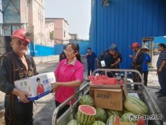 淮北双龙公司：送清凉不断线 让职工清凉在身 安全在心