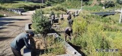 小峪煤业公司驻村工作队：改善村容村貌  成就美丽乡村