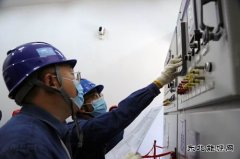佳木斯供电公司：用心为设备“体检” 筑牢保电安民的“光明防线
