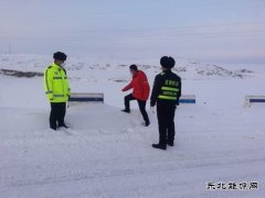 阿勒泰执法支队哈巴河执法大队：开展联合巡查 确保交通安全