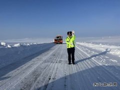 哈巴河执法大队：我为群众办实事，除雪保畅保安全