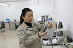 汝丽红：甘为人梯的好“师傅”