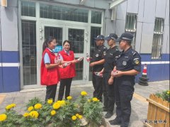 ：Ｖ捶ù蠖硬渭又驹杆退 清凉一“夏”志愿服务活动