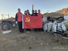 富蕴执法大队：捐助“暖心煤”，圆梦“微心愿”