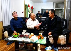 黑龙江水电总厂：节前走访慰问离退休老党员活动