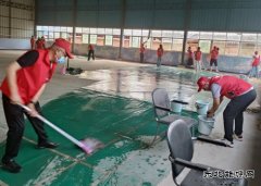 云南省交通执法局西双版纳支队：爱在雷锋月  情暖三八节