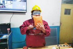 牛儿庄采矿公司：安全应急30秒盲戴自救器演习