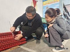 图片新闻：现场“开小灶”提技能
