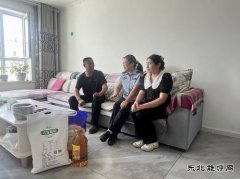 哈巴河执法大队：“七一”走访慰问老党员
