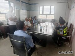 哈巴河执法大队：法律宣传精准发力，打造安全运输环境